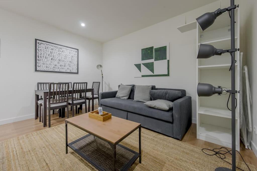 Cozy Apt Para 6Pax A Escasos Metros Del Retiro Madrid Ngoại thất bức ảnh