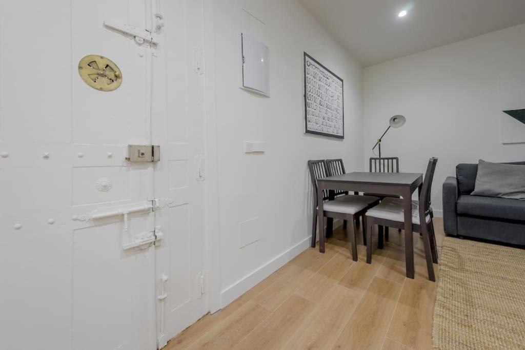 Cozy Apt Para 6Pax A Escasos Metros Del Retiro Madrid Ngoại thất bức ảnh